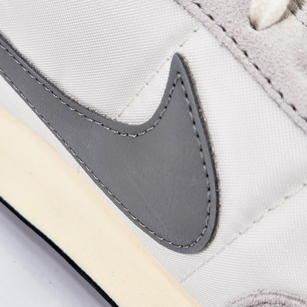 Nike Waffle Trainer 2 SE Men's Sneaker Shoe Limited Edition Cream DM0180-100 - Picture 9 of 11